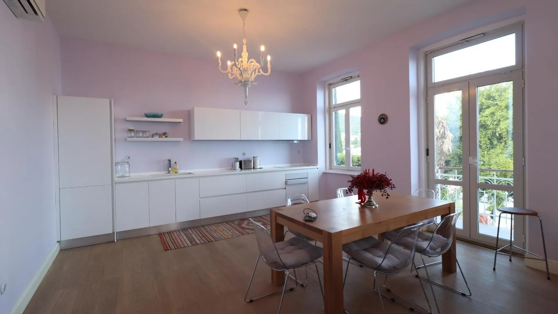 Apartment In Villa Mery On The Sea Opatija