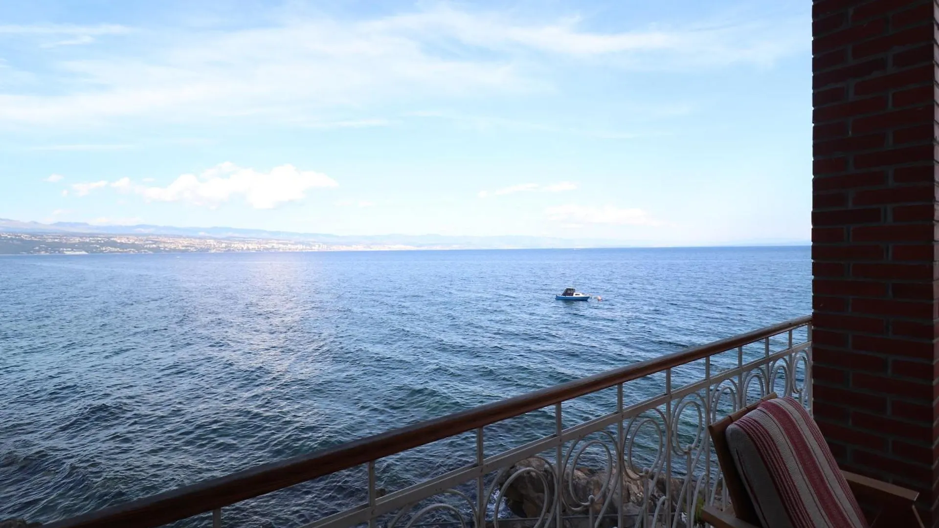 Apartment In Villa Mery On The Sea Opatija